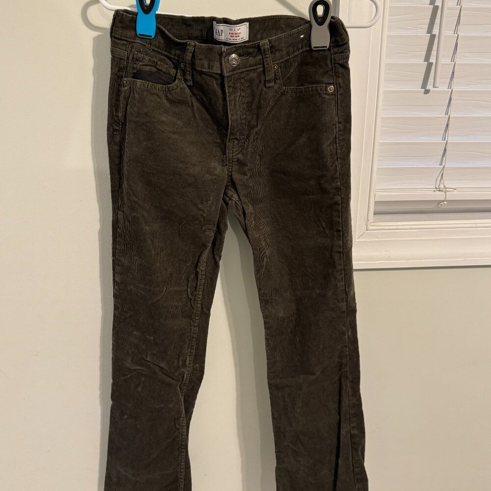 NWOT Ladies Gap Baby Boot Mid Rise Flare Corduroy Pants